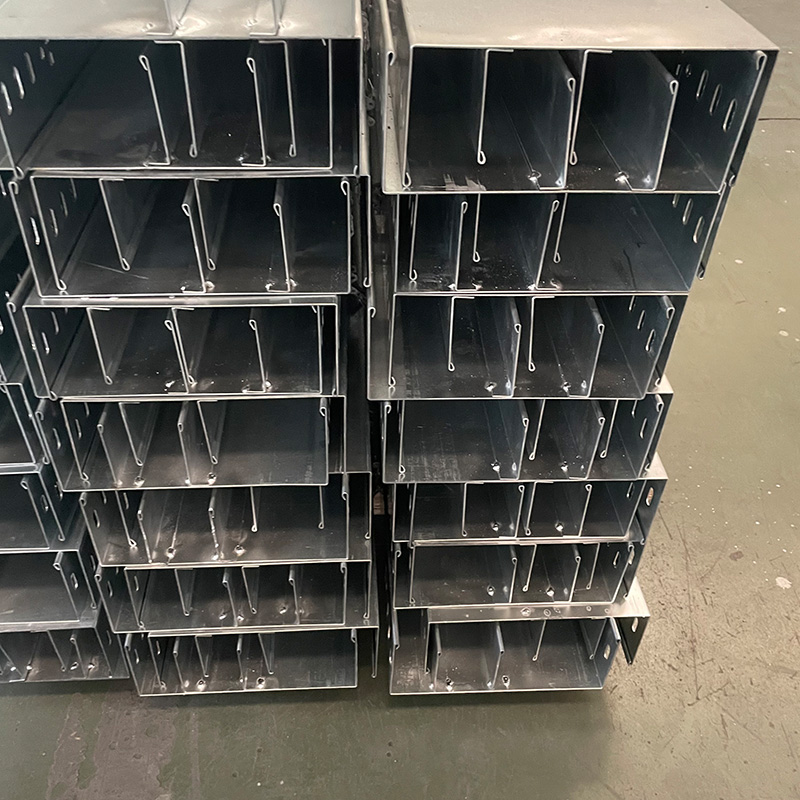 वॉटरड्रॉप एज केबल ट्रे