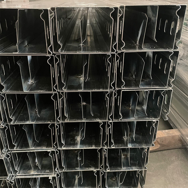 सेल्फ-लॉकिंग केबल ट्रे