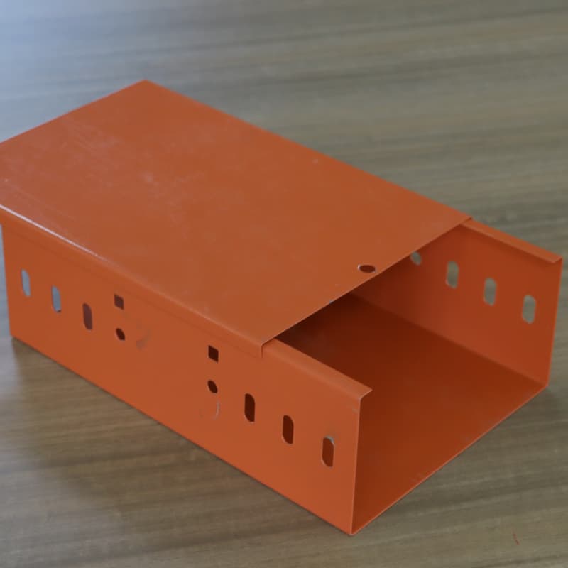 अग्निरोधक केबल ट्रे