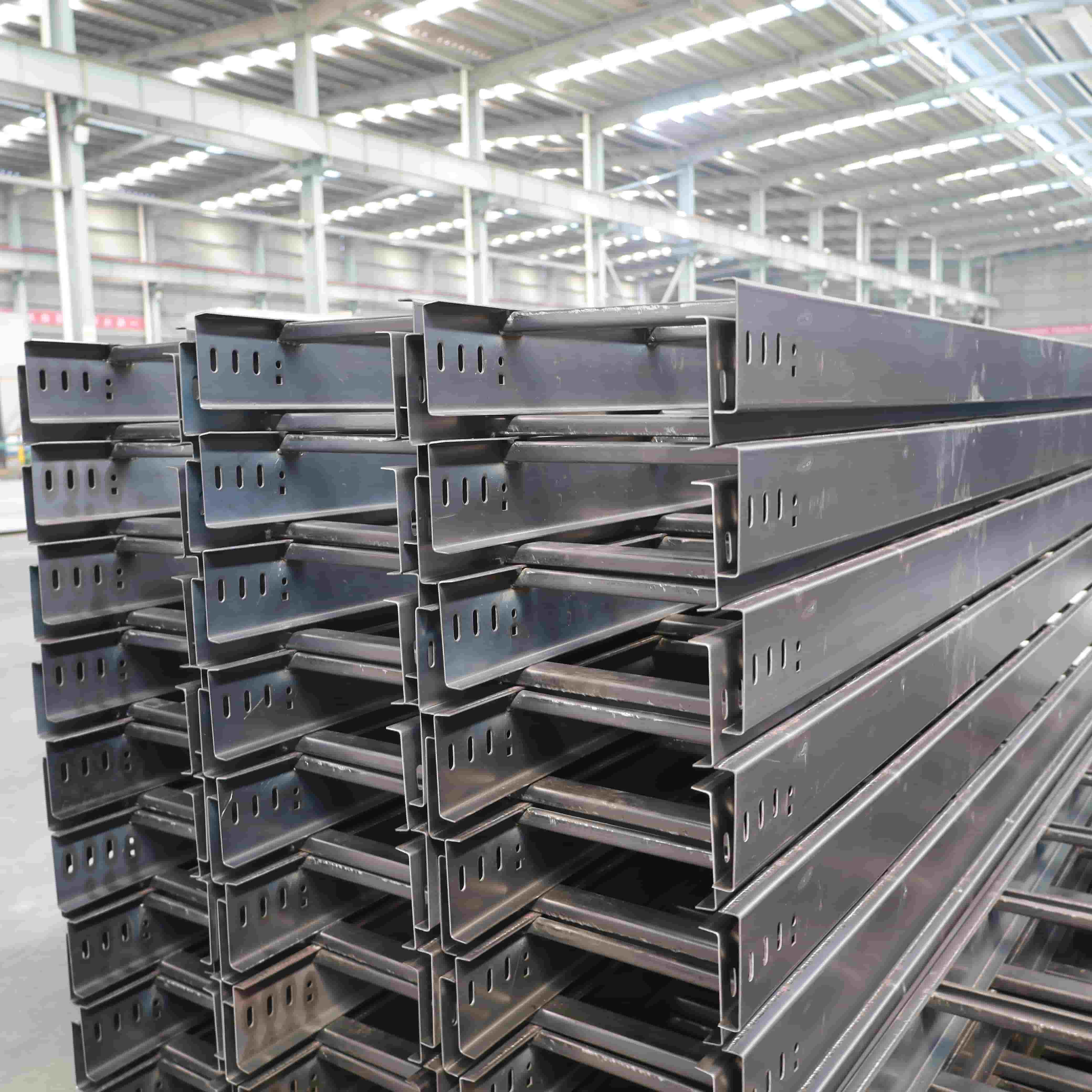 सीढ़ी प्रकार केबल ब्रिज