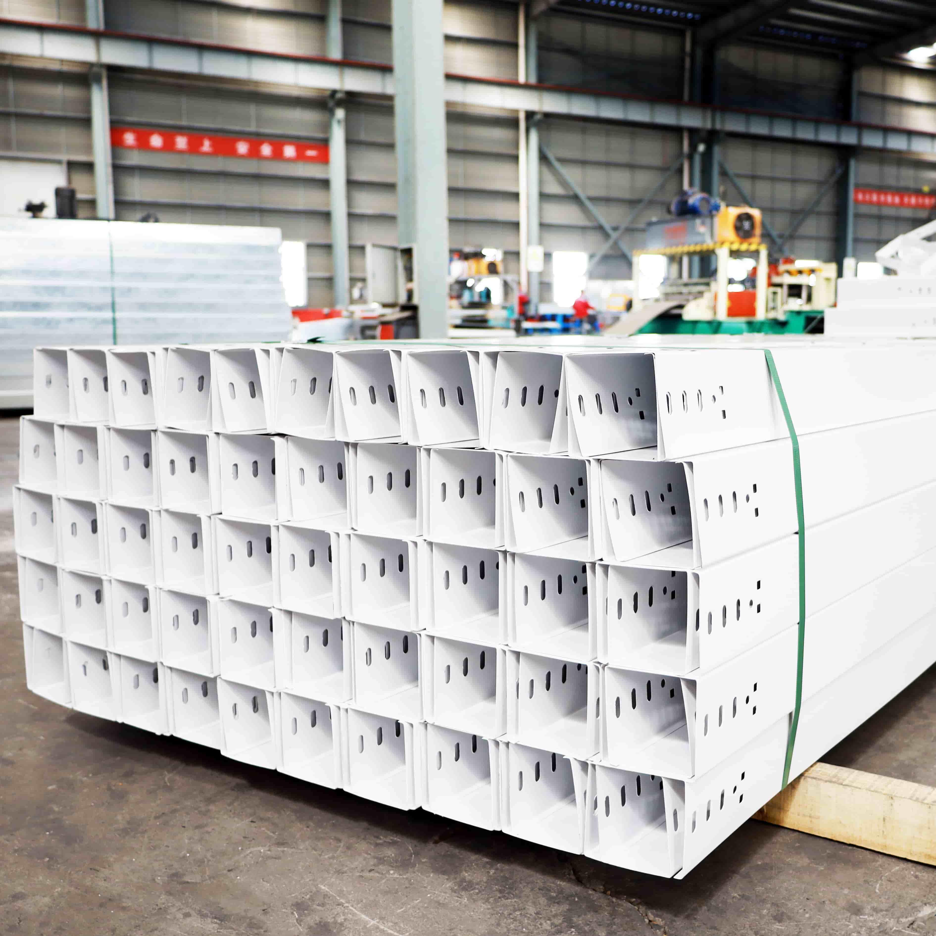 अग्निरोधक केबल ट्रे