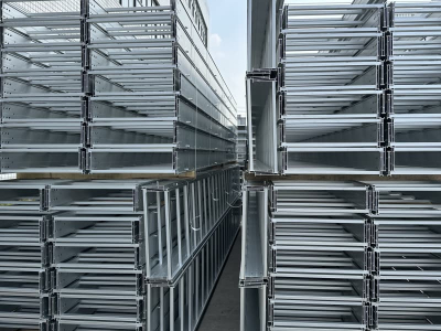 डबल लेयर केबल ट्रे ब्रैकेट